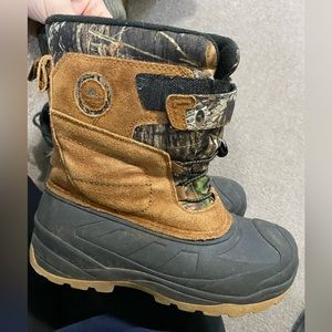 Ozark Trail snow boots
